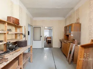 Prodej vícegeneračního domu, Chotiněves, 495 m2