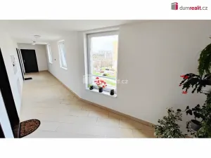Pronájem bytu 1+kk, Praha - Horní Měcholupy, Hornoměcholupská, 37 m2