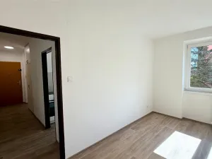 Pronájem bytu 3+1, Cheb, Palackého, 57 m2