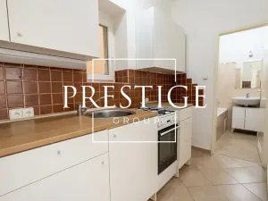 Pronájem bytu 3+kk, Praha - Žižkov, Biskupcova, 58 m2