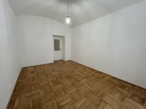 Pronájem bytu 2+1, Praha - Nové Město, Gorazdova, 72 m2