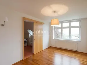 Pronájem bytu 3+1, Praha - Střešovice, Malá, 112 m2