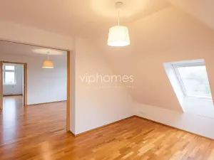 Pronájem bytu 3+1, Praha - Střešovice, Malá, 112 m2