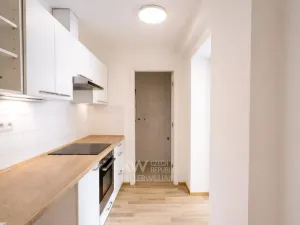 Pronájem bytu 2+1, Praha - Dejvice, Na hutích, 65 m2