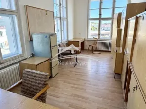 Pronájem kanceláře, Havlíčkův Brod, Dobrovského, 19 m2