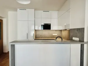 Pronájem bytu 2+kk, Brno, Zderadova, 49 m2