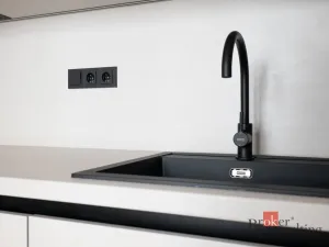 Pronájem bytu 1+kk, Praha - Vršovice, Krymská, 25 m2