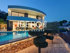 Prodej rodinného domu, Moraira, Španělsko, 350 m2