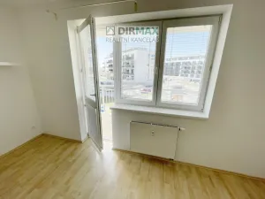 Pronájem bytu 1+kk, Plzeň - Jižní Předměstí, Goldscheiderova, 39 m2