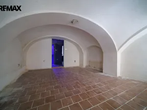 Prodej obchodního prostoru, Cheb, Cechovní, 158 m2