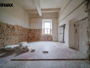 Prodej obchodního prostoru, Cheb, Cechovní, 158 m2