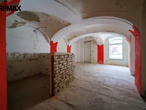 Prodej obchodního prostoru, Cheb, Cechovní, 253 m2