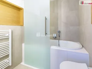 Prodej rodinného domu, Praha - Libuš, V Hrobech, 378 m2