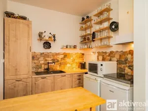 Prodej bytu 3+kk, Praha - Kyje, Farkašova, 71 m2