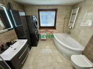 Prodej rodinného domu, Praha - Újezd nad Lesy, Novosibřinská, 220 m2