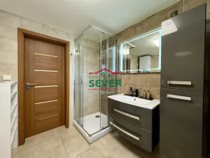 Prodej rodinného domu, Praha - Újezd nad Lesy, Novosibřinská, 220 m2