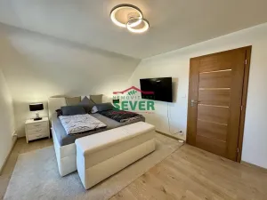 Prodej rodinného domu, Praha - Újezd nad Lesy, Novosibřinská, 220 m2