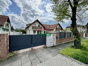 Prodej rodinného domu, Praha - Újezd nad Lesy, Novosibřinská, 220 m2