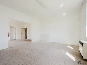 Prodej kanceláře, Hlavečník, 378 m2