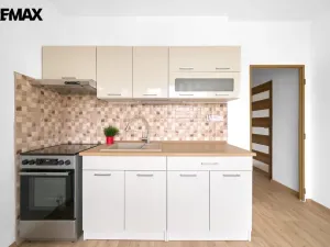 Prodej bytu 1+1, Hradec Králové - Třebeš, Pod Zámečkem, 38 m2