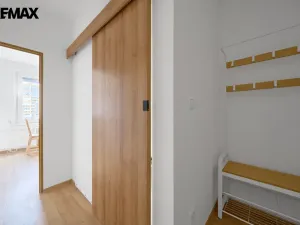 Prodej bytu 1+1, Hradec Králové - Třebeš, Pod Zámečkem, 38 m2