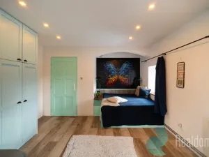 Prodej apartmánu, Malšín - Ostrov, 360 m2