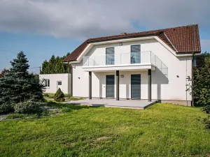 Prodej rodinného domu, Dolní Břežany, Na Zálepech, 150 m2
