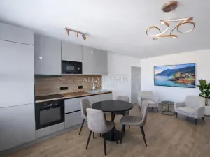 Prodej bytu 3+kk, Karlovy Vary - Drahovice, Východní, 61 m2