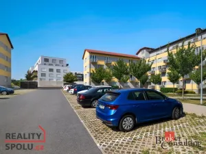 Pronájem bytu 2+kk, Kladno - Kročehlavy, Jaroslava Holečka, 50 m2