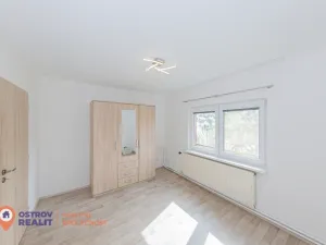 Prodej bytu 4+1, Všemina, 72 m2