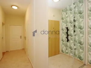 Pronájem bytu 3+1, Praha, Dubečská, 70 m2