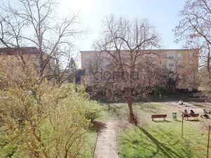 Pronájem bytu 3+1, Praha, Dubečská, 70 m2