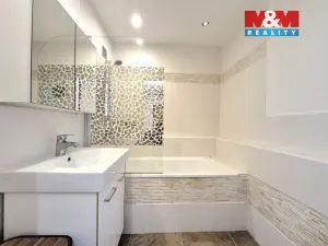 Pronájem bytu 2+kk, Praha - Modřany, Krouzova, 53 m2