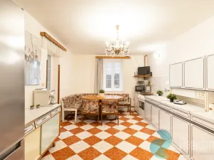 Prodej apartmánu, Český Krumlov, Hřbitovní, 270 m2