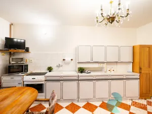 Prodej apartmánu, Český Krumlov, Hřbitovní, 270 m2