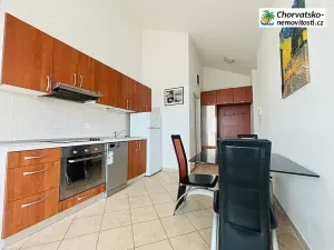 Prodej bytu 2+kk, Novalja, Chorvatsko, 65 m2