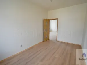 Pronájem bytu 3+1, Ústí nad Labem - Střekov, Národního odboje, 54 m2