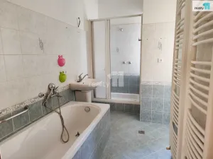 Pronájem rodinného domu, Nová Paka - Studénka, 208 m2