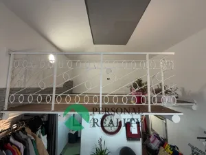 Pronájem obchodního prostoru, Praha - Karlín, Křižíkova, 30 m2