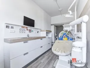 Prodej ordinace, Hradec Králové, 395 m2