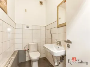 Prodej ordinace, Hradec Králové, 395 m2