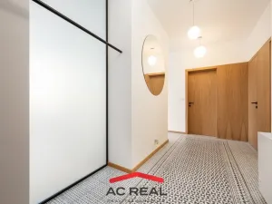 Pronájem bytu 2+1, Brno, Čápkova, 73 m2