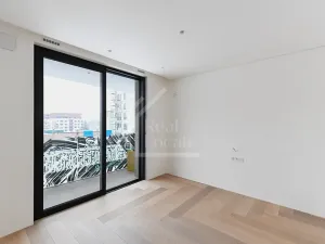 Prodej bytu 4+kk, Praha - Holešovice, Komunardů, 163 m2