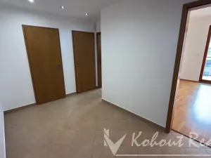 Pronájem bytu 2+kk, Praha - Záběhlice, Mattioliho, 61 m2