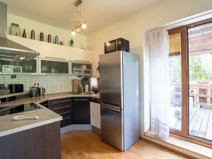 Pronájem bytu 2+kk, Zbuzany, Lomená, 45 m2