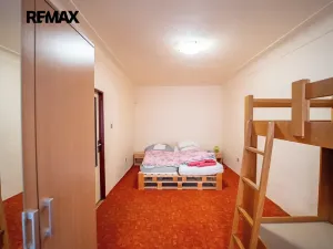 Prodej rodinného domu, Kutná Hora, Jungmannovo náměstí, 200 m2