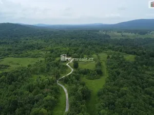 Prodej komerčního pozemku, Rakovica, Chorvatsko, 70904 m2