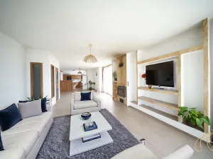 Prodej rodinného domu, Kouty, 220 m2