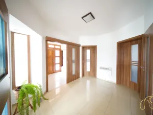 Prodej rodinného domu, Kouty, 220 m2