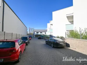 Pronájem bytu 1+kk, Brno, Faměrovo náměstí, 49 m2